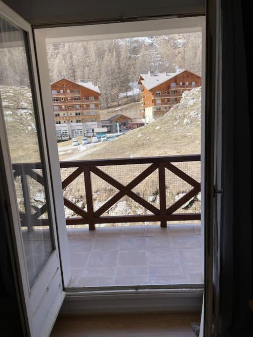 Allos, Logement Pieds Des Pistes, A 10 Minutes De La Base De Loisirs Extérieur photo